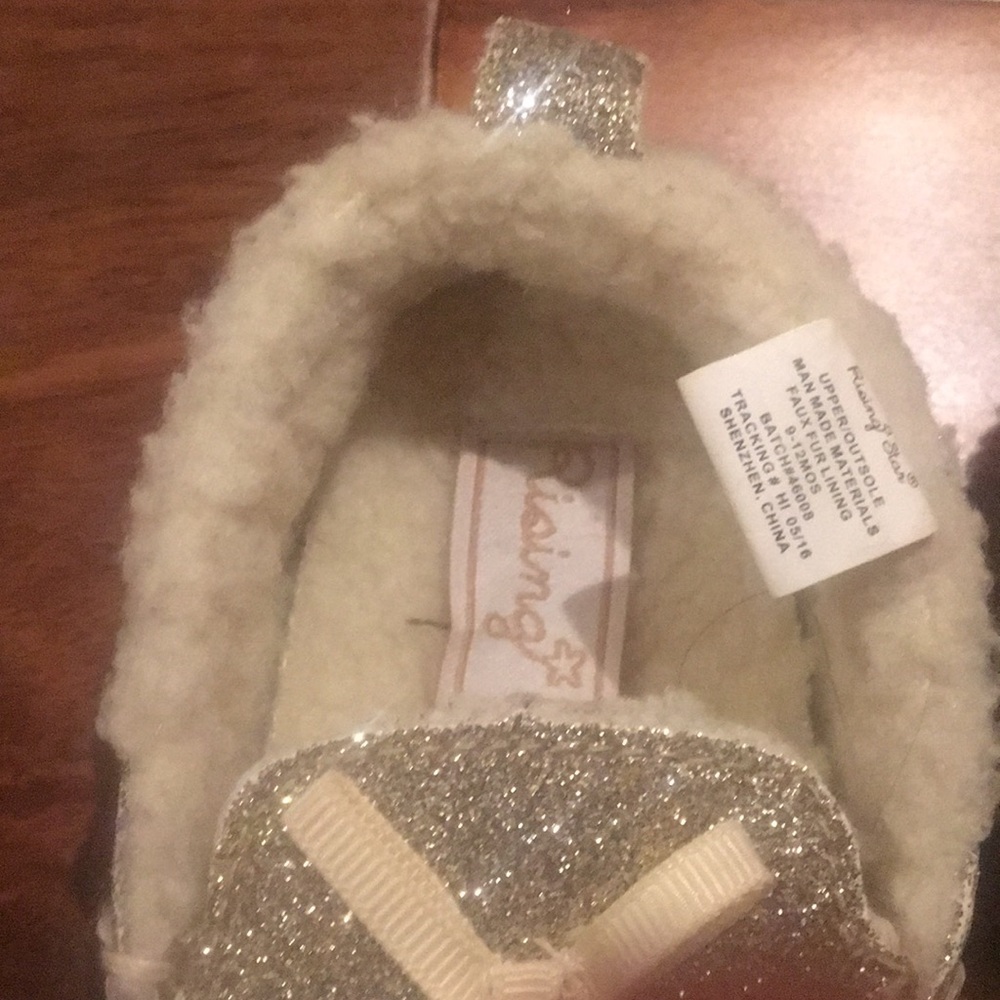 Rising Star 9-12 mo. Gold Slippers - Picture 4 of 5